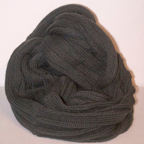 Infinity Scarf - Picture 3 of 5